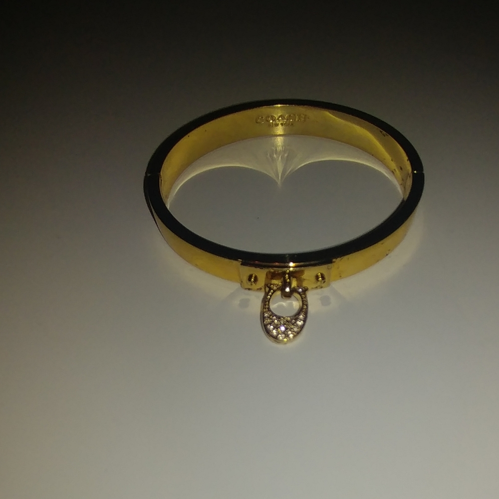 Coach Gold tone bracelet - Picture 2 of 5